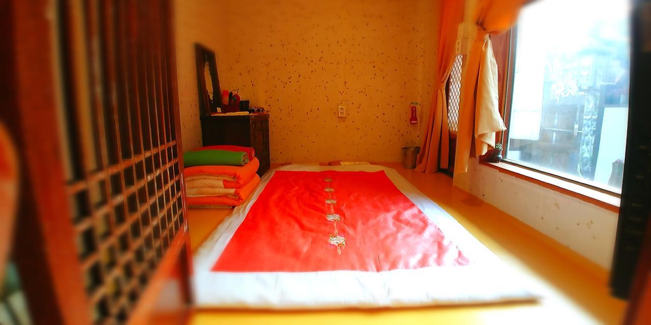 Hotel Dalbbit Hyang Jeonju Exterior foto